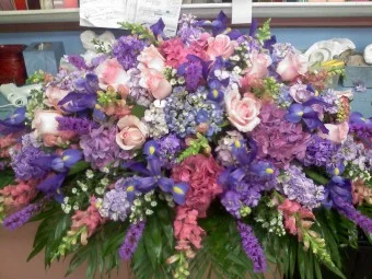 CS-25: Shades of Lavender Casket Spray