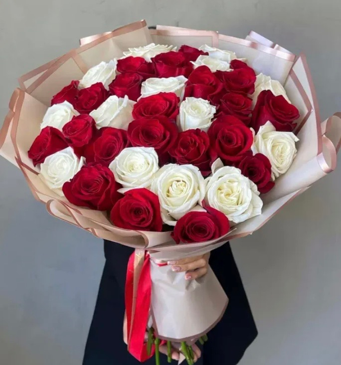Red and White Rose Handtied Bouquet